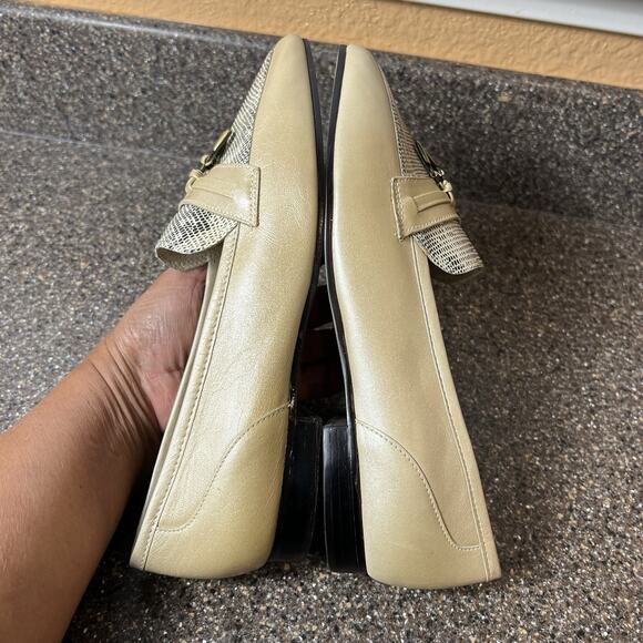 Enzo Angiolini Comfort Flats Womens Sz 7.5M Snake Skin Print Gold Leather Loafer - Picture 4 of 10